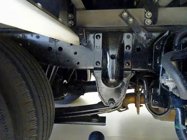 いすゞ エルフ 2RG-NHR88AN(2WD)の写真38