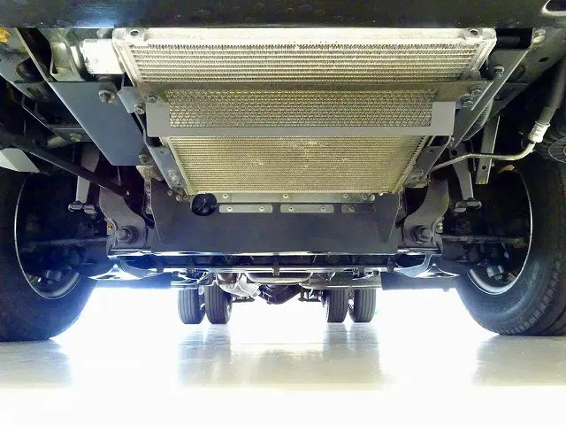 いすゞ エルフ 2RG-NHR88AN(2WD)の写真39
