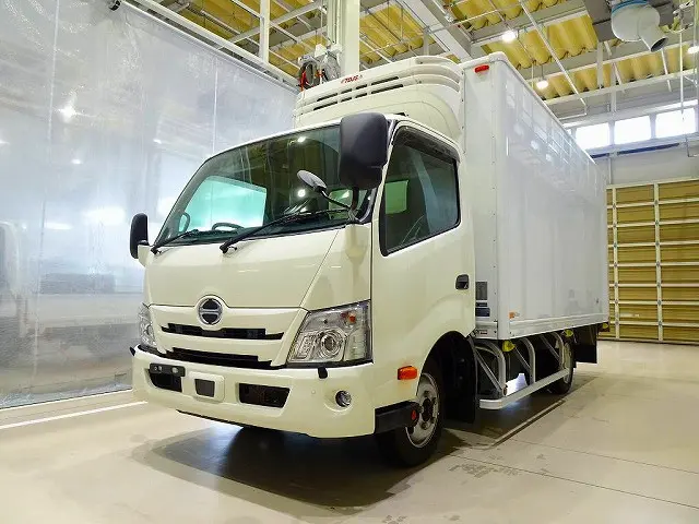 日野 デュトロ 2KG-XZU775M(4WD)の写真1