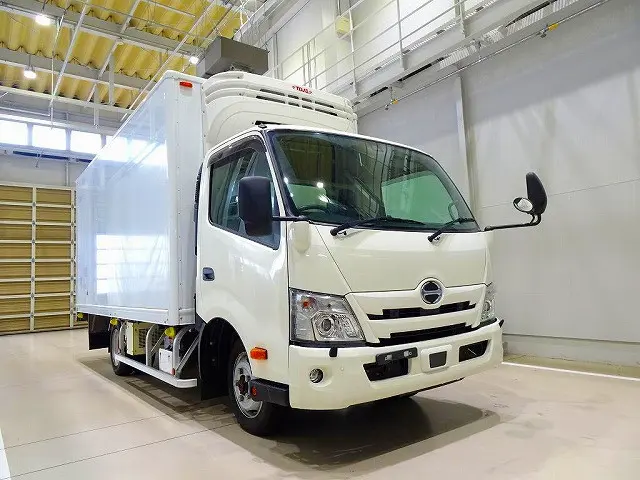 日野 デュトロ 2KG-XZU775M(4WD)の写真2