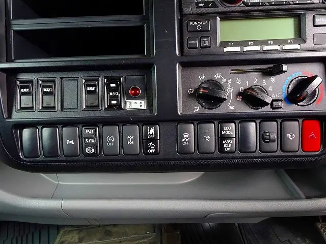 日野 デュトロ 2KG-XZU775M(4WD)の写真12