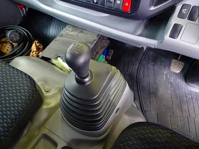 日野 デュトロ 2KG-XZU775M(4WD)の写真16