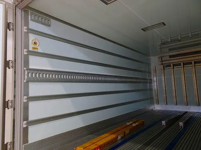 日野 デュトロ 2KG-XZU775M(4WD)の写真26