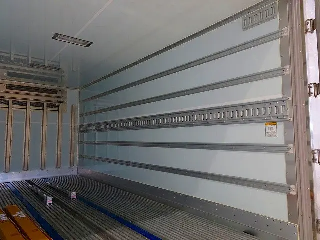 日野 デュトロ 2KG-XZU775M(4WD)の写真27