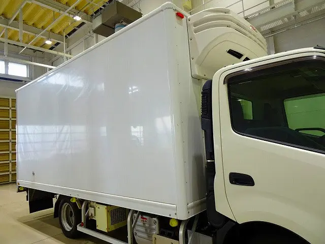 日野 デュトロ 2KG-XZU775M(4WD)の写真31