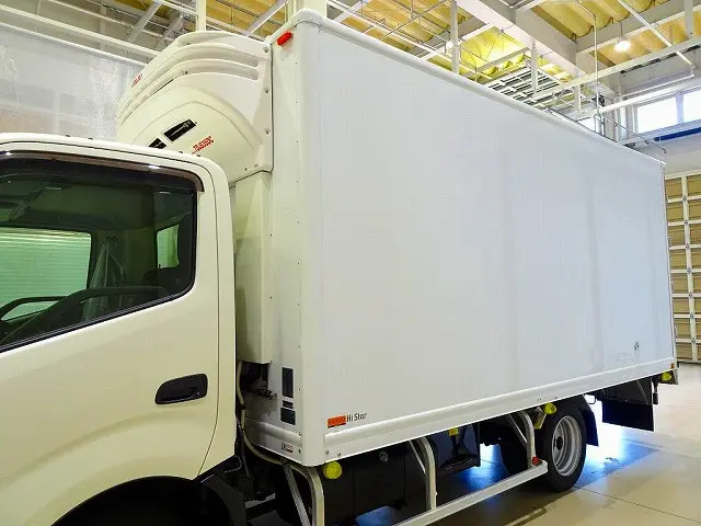 荷台内寸:447×200×192 トランテックス V017F79 リア観音扉/90度ストッパー付 箱厚み5.5cm 冷凍機 三菱 TDJS35A-L2 ±30度設定 -17.7度確認 スタンバイ付|日野 デュトロ 2KG-XZU775M(4WD)の写真35
