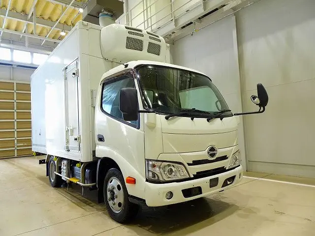 日野 デュトロ 2RG-XZC645M(2WD)の写真2