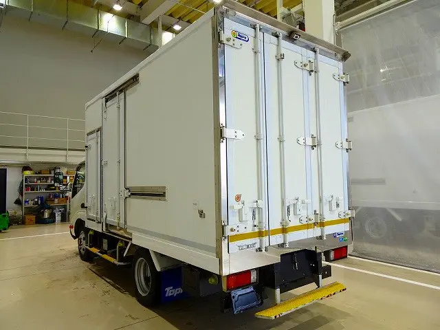 日野 デュトロ 2RG-XZC645M(2WD)の写真4