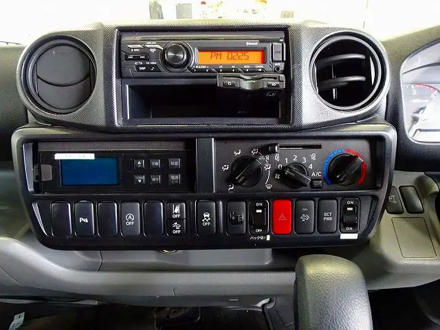 日野 デュトロ 2RG-XZC645M(2WD)の写真10