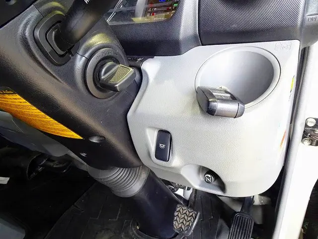 日野 デュトロ 2RG-XZC645M(2WD)の写真18