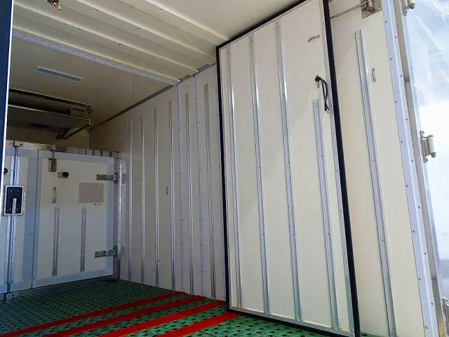 日野 デュトロ 2RG-XZC645M(2WD)の写真26