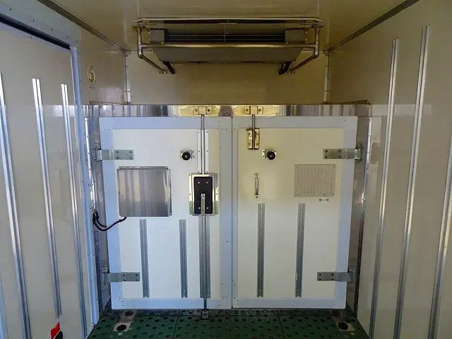 日野 デュトロ 2RG-XZC645M(2WD)の写真27