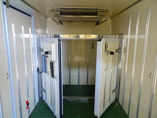 日野 デュトロ 2RG-XZC645M(2WD)の写真29