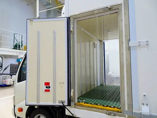 日野 デュトロ 2RG-XZC645M(2WD)の写真36