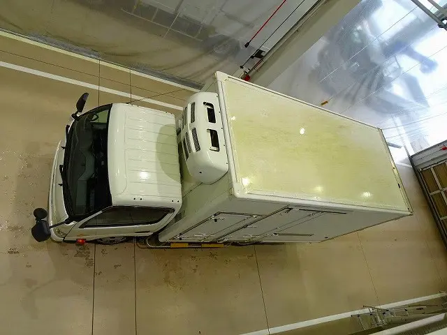 日野 デュトロ 2RG-XZC645M(2WD)の写真40