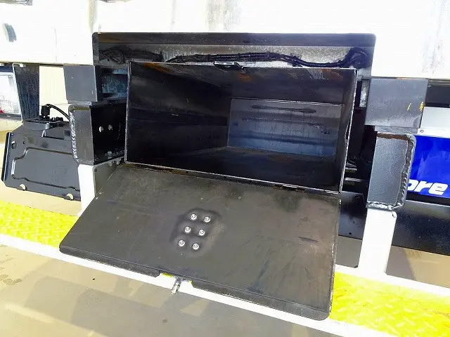 リアシャシ中央工具BOX|日野 デュトロ 2RG-XZC645M(2WD)の写真40