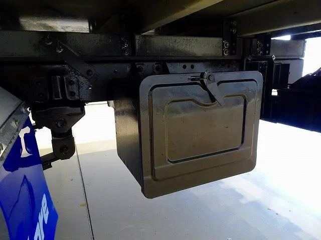 左リア工具BOX |日野 デュトロ 2RG-XZC645M(2WD)の写真43