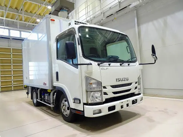 いすゞ エルフ 2RG-NLR88AN(2WD)の写真2