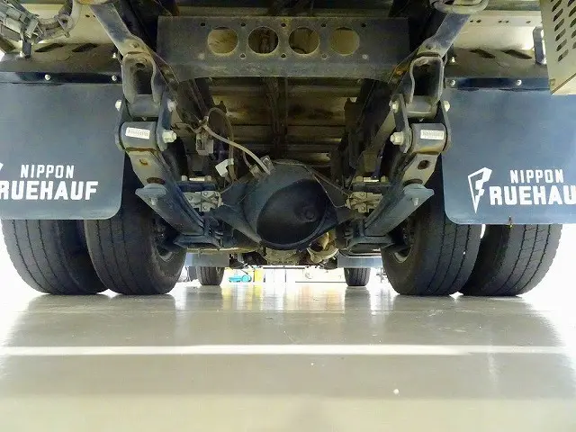いすゞ エルフ 2RG-NLR88AN(2WD)の写真39
