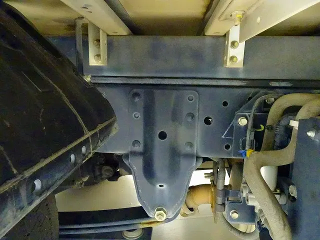 いすゞ エルフ 2RG-NLR88AN(2WD)の写真42