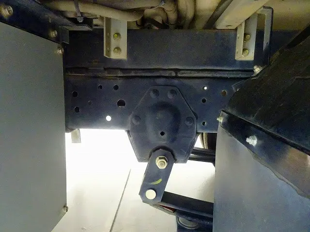 いすゞ エルフ 2RG-NLR88AN(2WD)の写真43