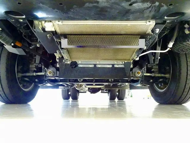 いすゞ エルフ 2RG-NLR88AN(2WD)の写真43