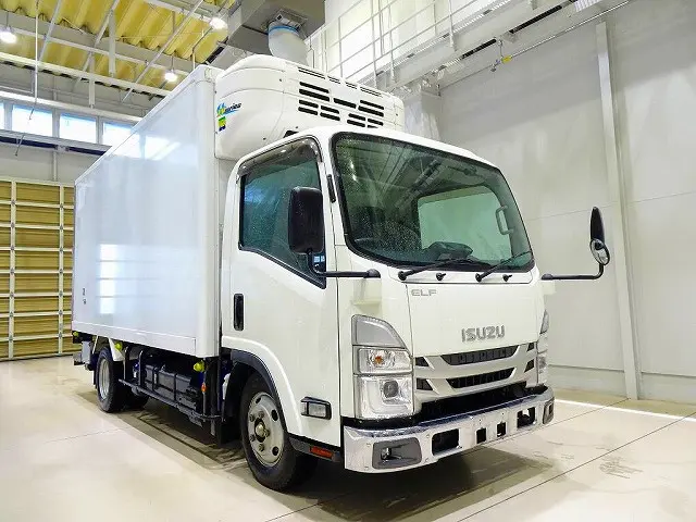 いすゞ エルフ 2RG-NMR88AN(2WD)の写真2