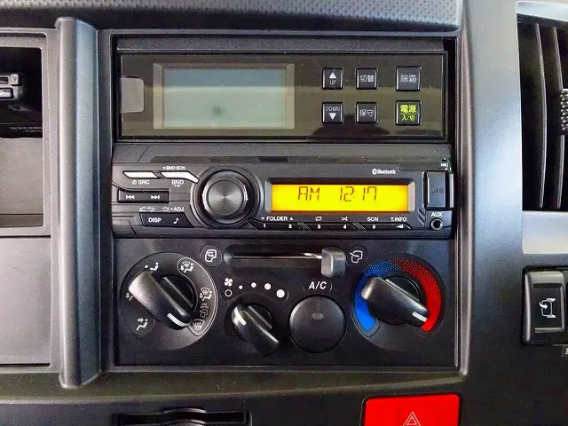 冷凍機操作パネル|いすゞ エルフ 2RG-NMR88AN(2WD)の写真11