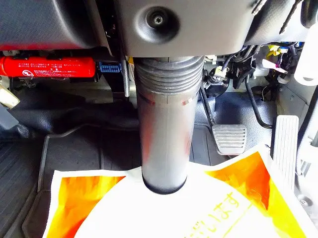 フロアAT 2ペダル|いすゞ エルフ 2RG-NMR88AN(2WD)の写真16