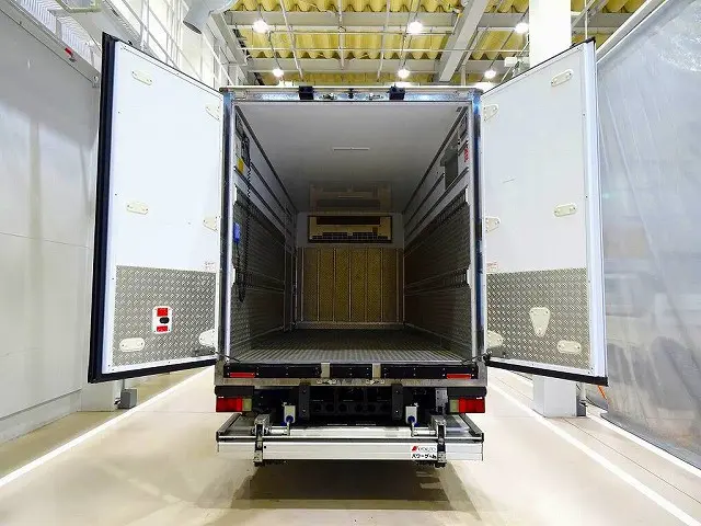 いすゞ エルフ 2RG-NMR88AN(2WD)の写真23