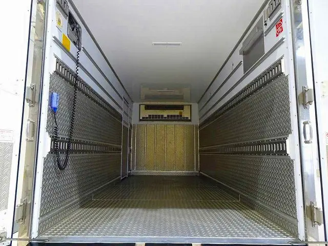 いすゞ エルフ 2RG-NMR88AN(2WD)の写真24