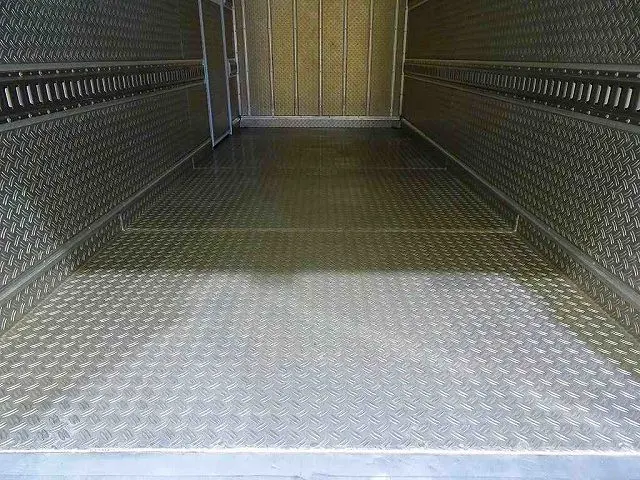 いすゞ エルフ 2RG-NMR88AN(2WD)の写真25