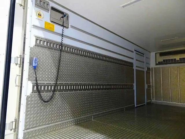 いすゞ エルフ 2RG-NMR88AN(2WD)の写真27