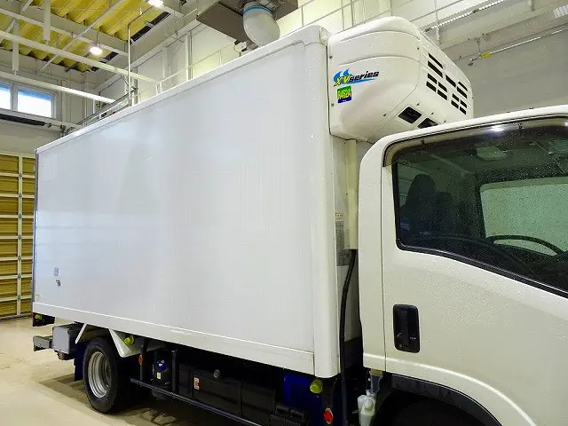 いすゞ エルフ 2RG-NMR88AN(2WD)の写真29