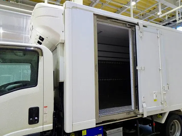 いすゞ エルフ 2RG-NMR88AN(2WD)の写真31