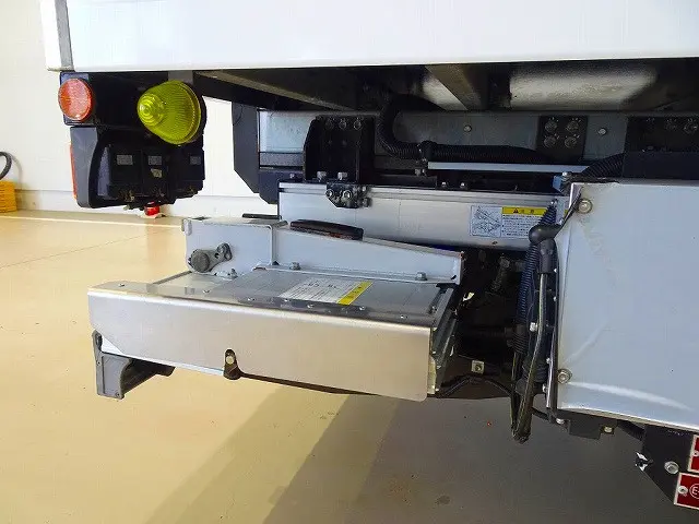 格納ゲート 1,000kg 極東開発/CG1001N-B3MRA2 PGカートストッパー付 長:124cm 幅:179cm 左シャシリア/荷室内PG有線リモコン付|いすゞ エルフ 2RG-NMR88AN(2WD)の写真33