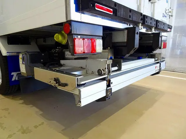 格納ゲート 1,000kg 極東開発/CG1001N-B3MRA2 PGカートストッパー付 長:124cm 幅:179cm 左シャシリア/荷室内PG有線リモコン付|いすゞ エルフ 2RG-NMR88AN(2WD)の写真35