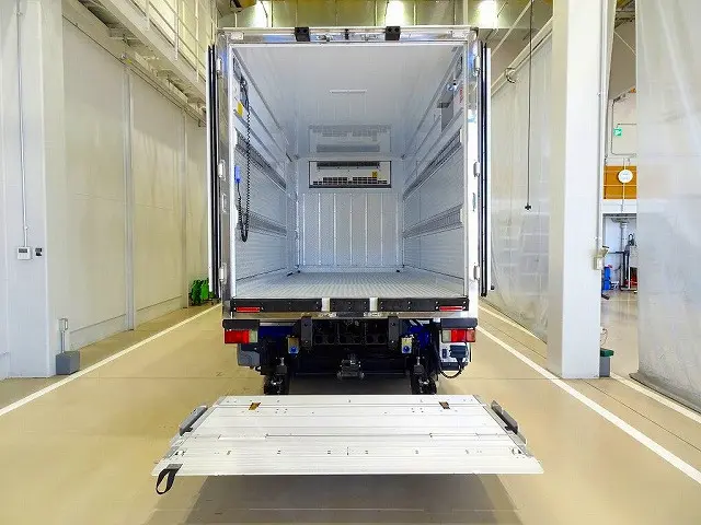 格納ゲート 1,000kg 極東開発/CG1001N-B3MRA2 PGカートストッパー付 長:124cm 幅:179cm 左シャシリア/荷室内PG有線リモコン付|いすゞ エルフ 2RG-NMR88AN(2WD)の写真36