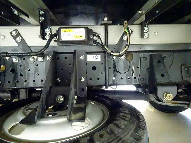 いすゞ エルフ 2RG-NMR88AN(2WD)の写真43