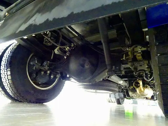 いすゞ エルフ 2RG-NMR88AN(2WD)の写真45