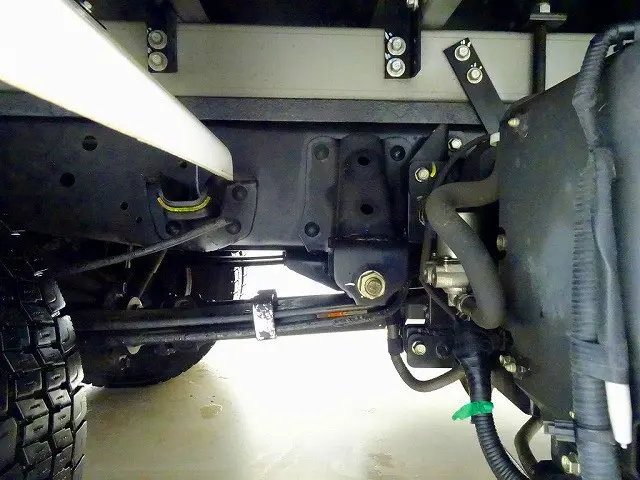 いすゞ エルフ 2RG-NMR88AN(2WD)の写真48