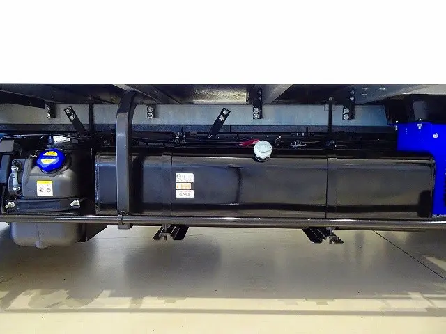 アドブルー|いすゞ エルフ 2RG-NMR88AN(2WD)の写真48