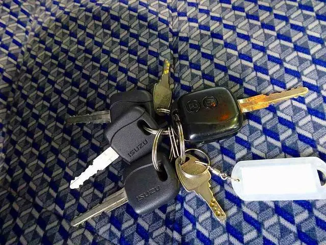 いすゞ エルフ 2RG-NMR88AN(2WD)の写真49