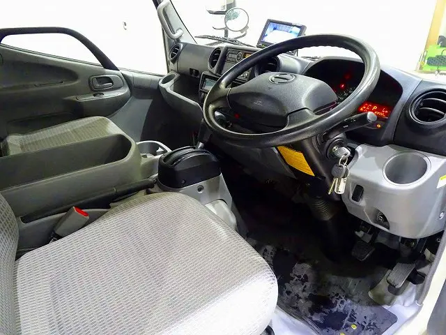 日野 デュトロ TPG-XZC605M(2WD)の写真5