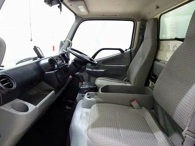 日野 デュトロ TPG-XZC605M(2WD)の写真8