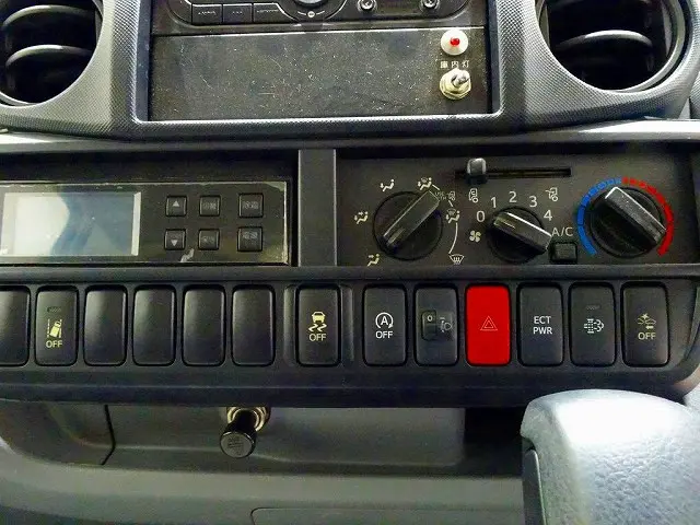 日野 デュトロ TPG-XZC605M(2WD)の写真11