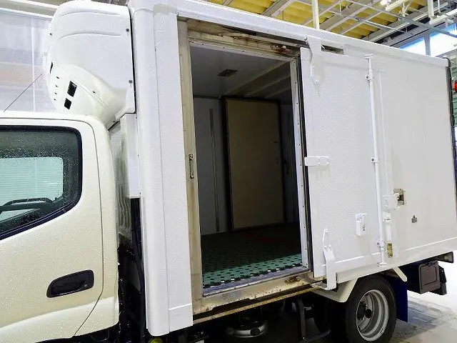 日野 デュトロ TPG-XZC605M(2WD)の写真29