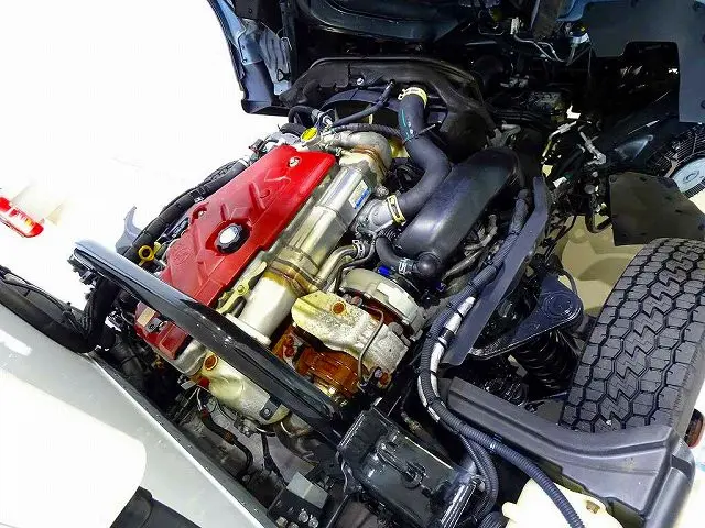 エンジンルーム|日野 デュトロ TPG-XZC605M(2WD)の写真33