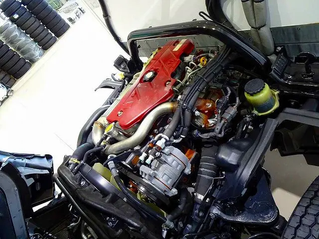 エンジンルーム|日野 デュトロ TPG-XZC605M(2WD)の写真34