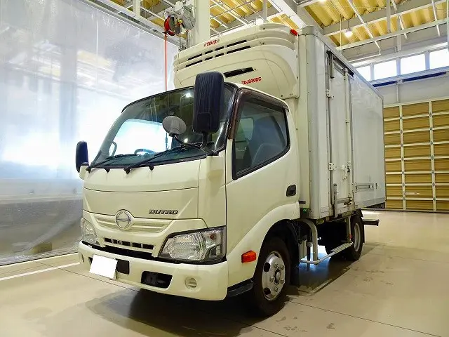 日野 デュトロ TPG-XZC605M(2WD)の写真1